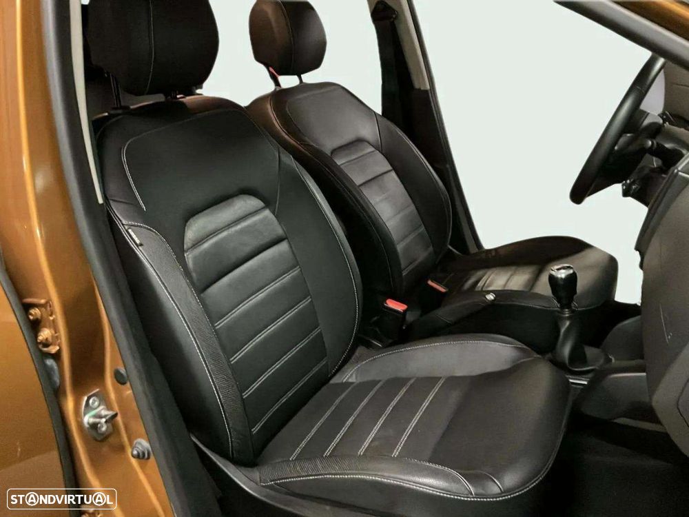 Dacia Duster 1.2 TCe Prestige - 14
