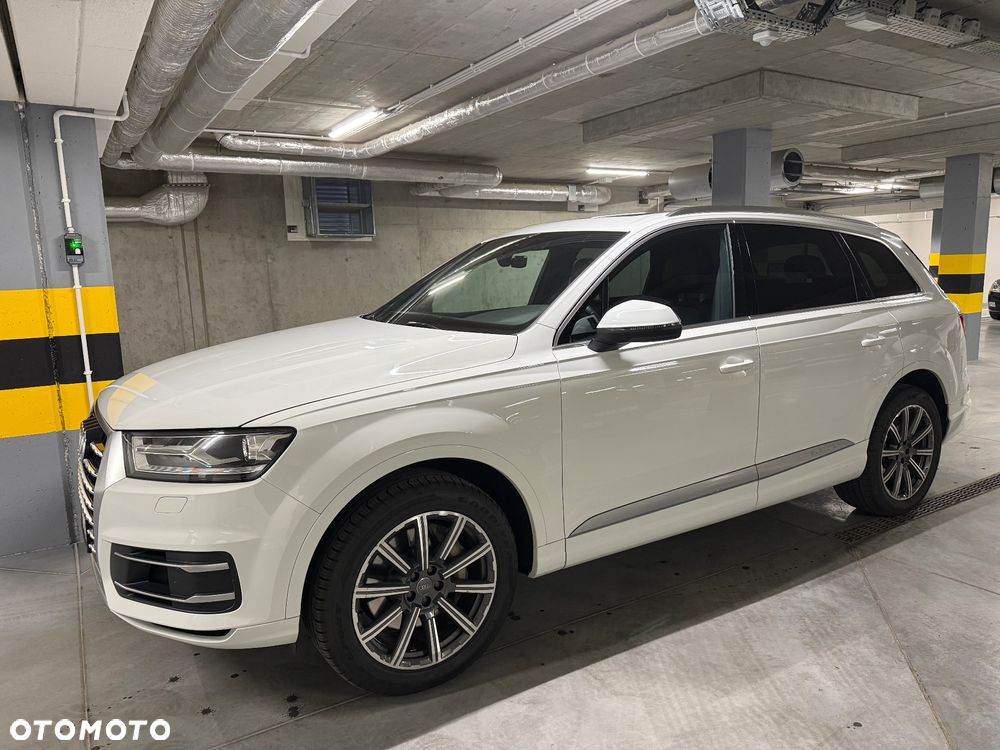 Audi Q7 - 7