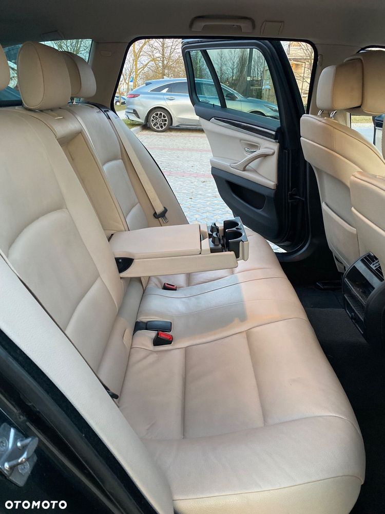 BMW Seria 5 - 30