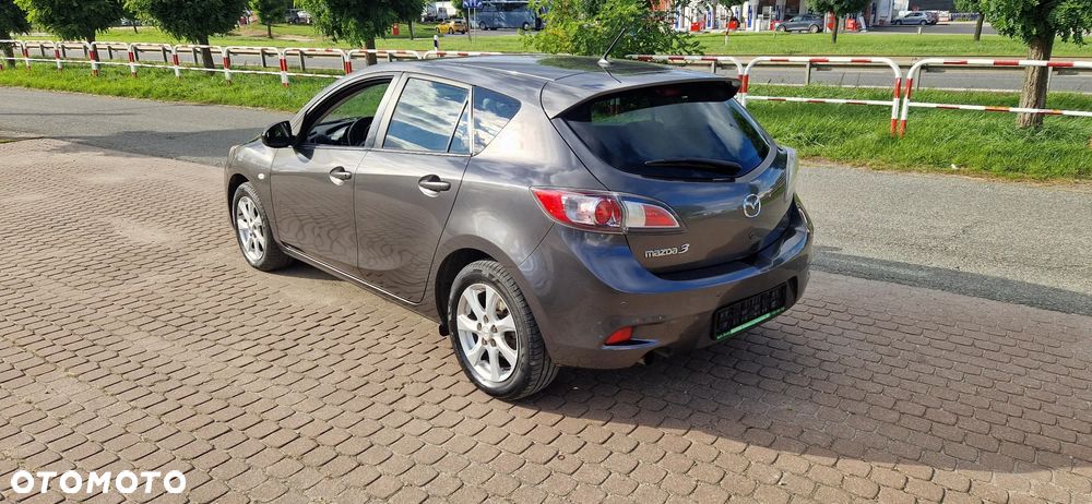 Mazda 3 - 7