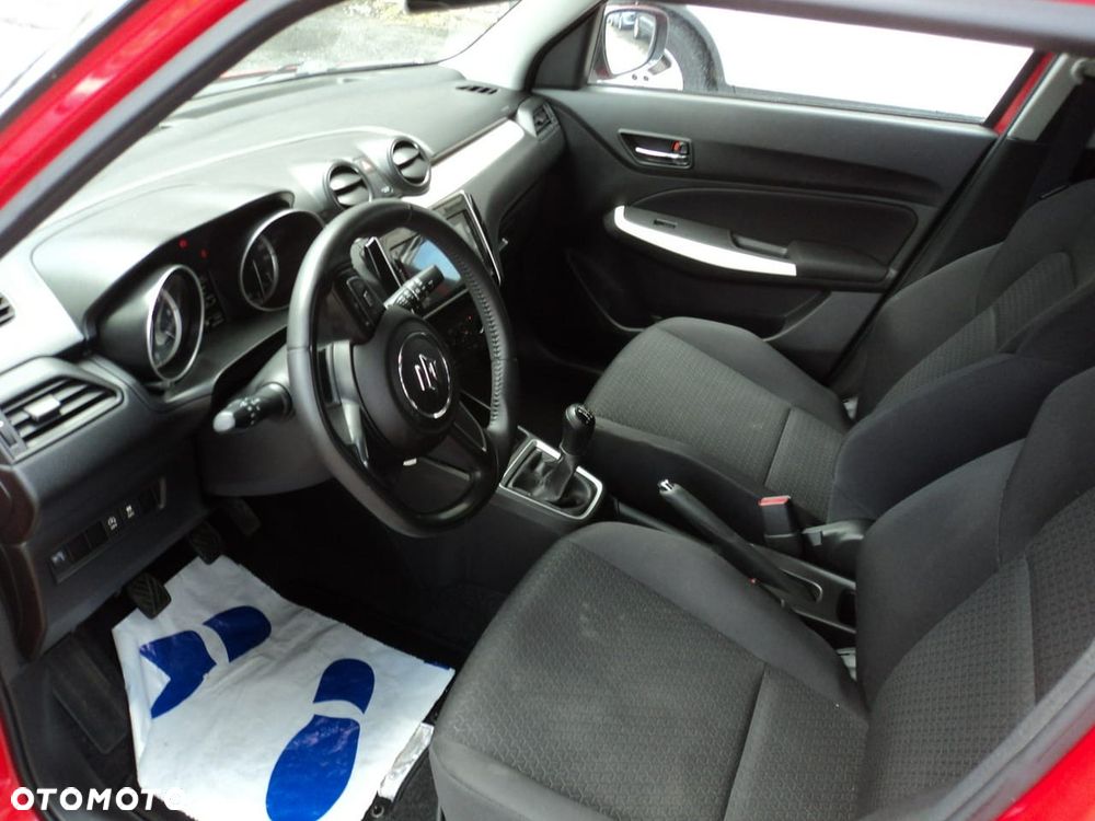 Suzuki Swift - 9