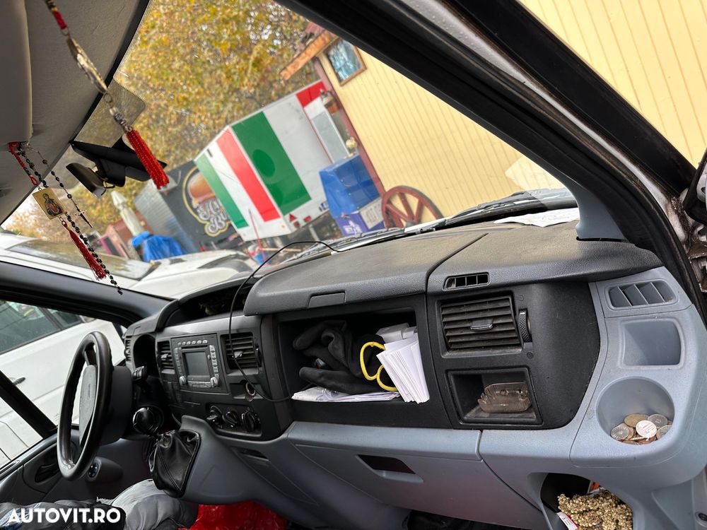 Ford Transit an 2013 2.2 tdi E5 Unic Proprietar de 10 ani Stare buna Carte Service Fără accidente L2H2 Navi Revizii la zi km reali Navi - 23