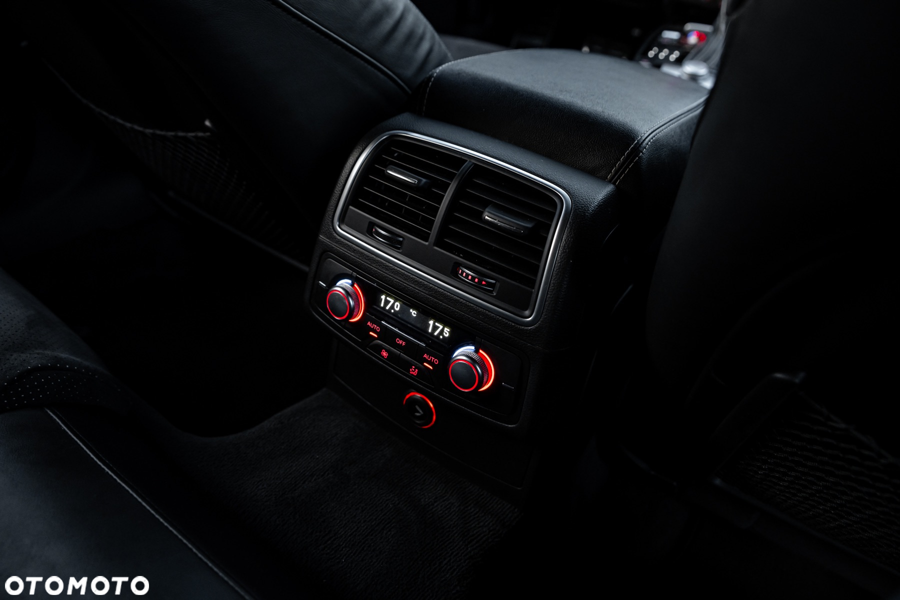 Audi A6 Avant 3.0 TDI Quattro S tronic - 30