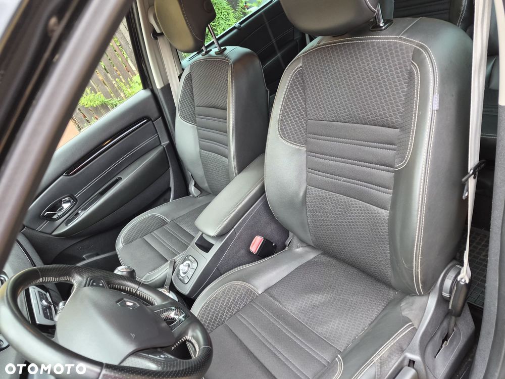 Renault Grand Scenic - 8