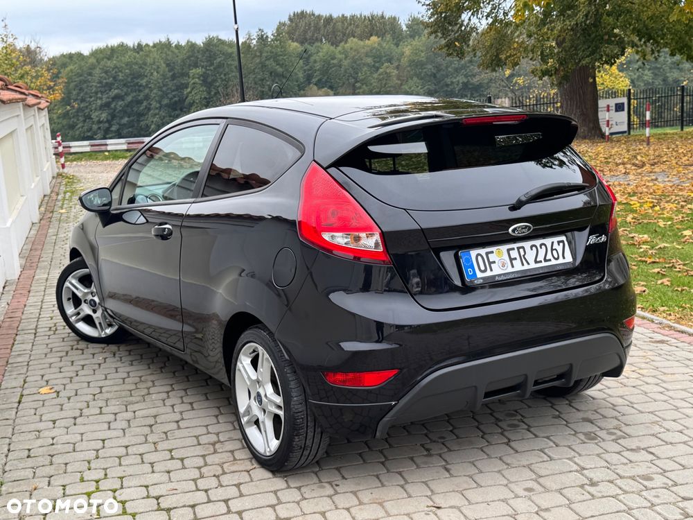 Ford Fiesta - 11