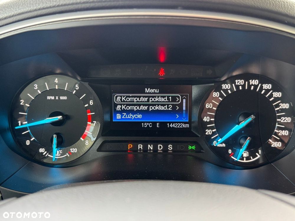Ford Mondeo - 27