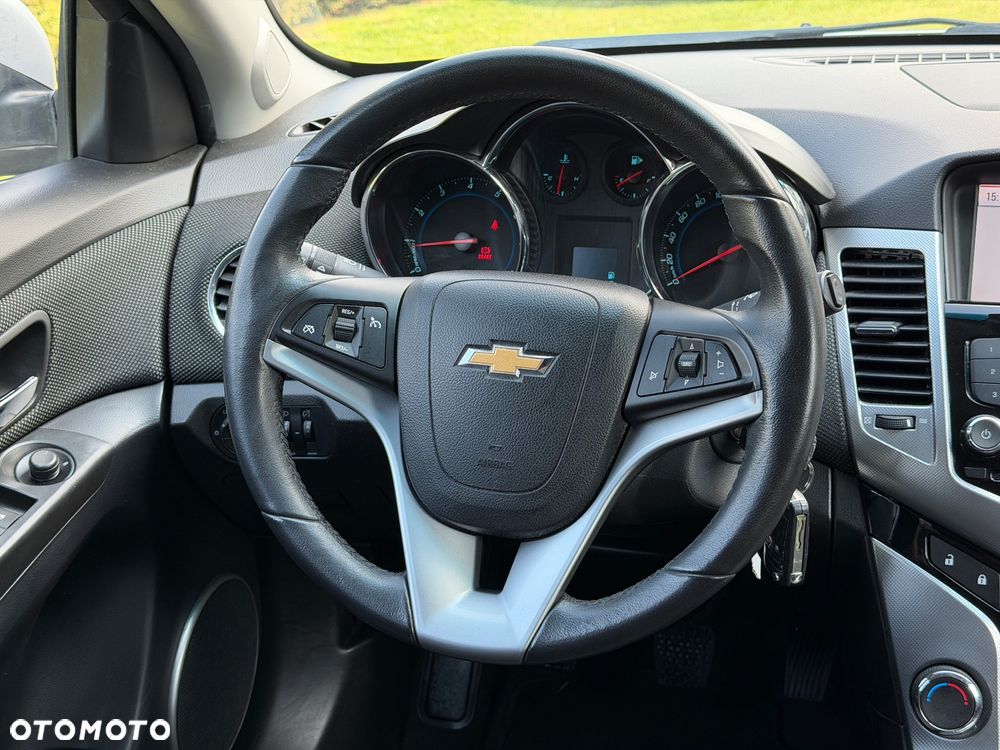 Chevrolet Cruze 1.8 LT+ - 16