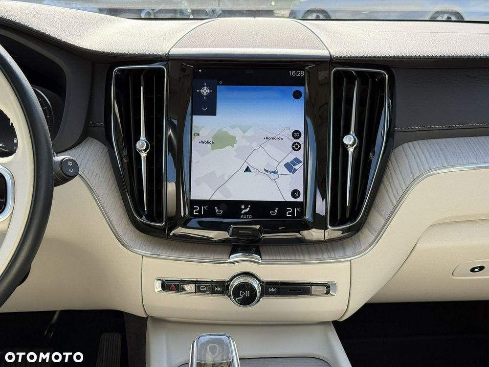 Volvo XC 60 - 29