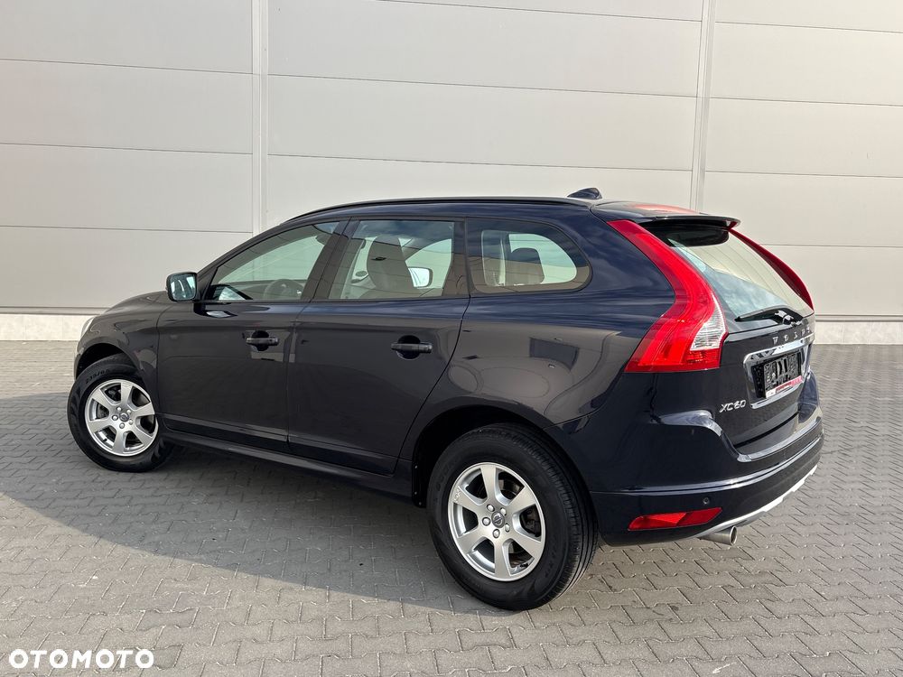Volvo XC 60 D3 Geartronic Momentum - 12