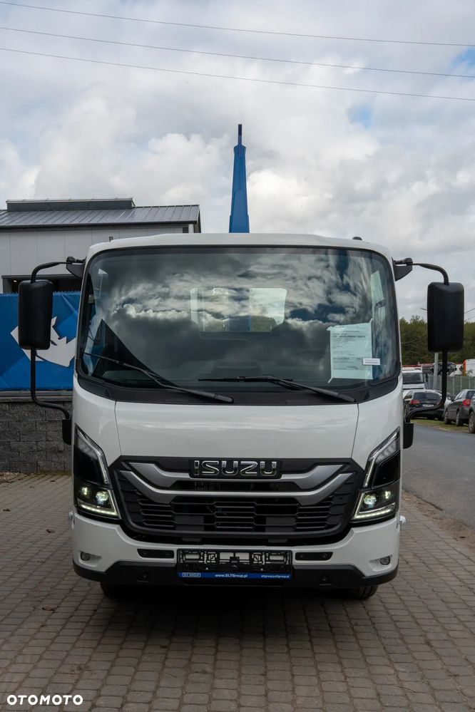 Isuzu M27 - 8