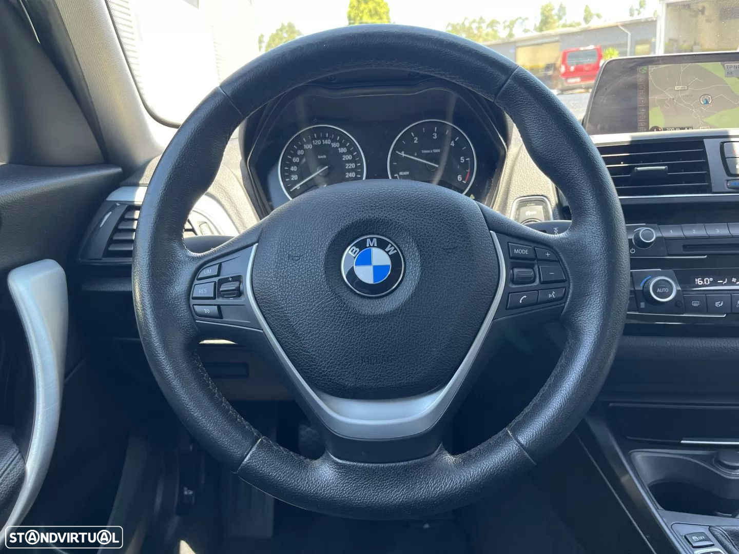 BMW 116 d EfficientDynamics Edition Urban Line - 34