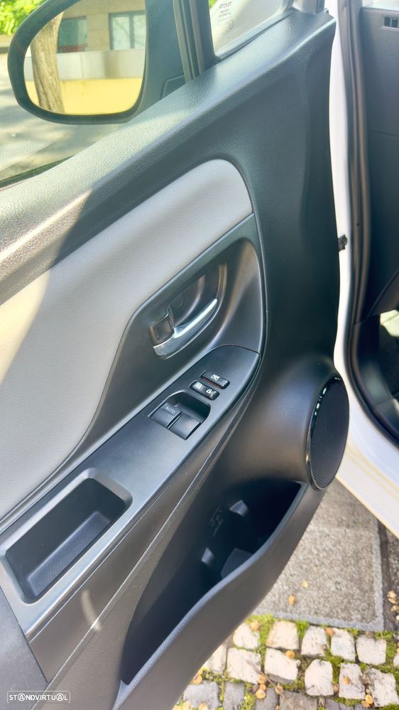 Toyota Yaris 1.0 VVT-i Y20 Club - 19