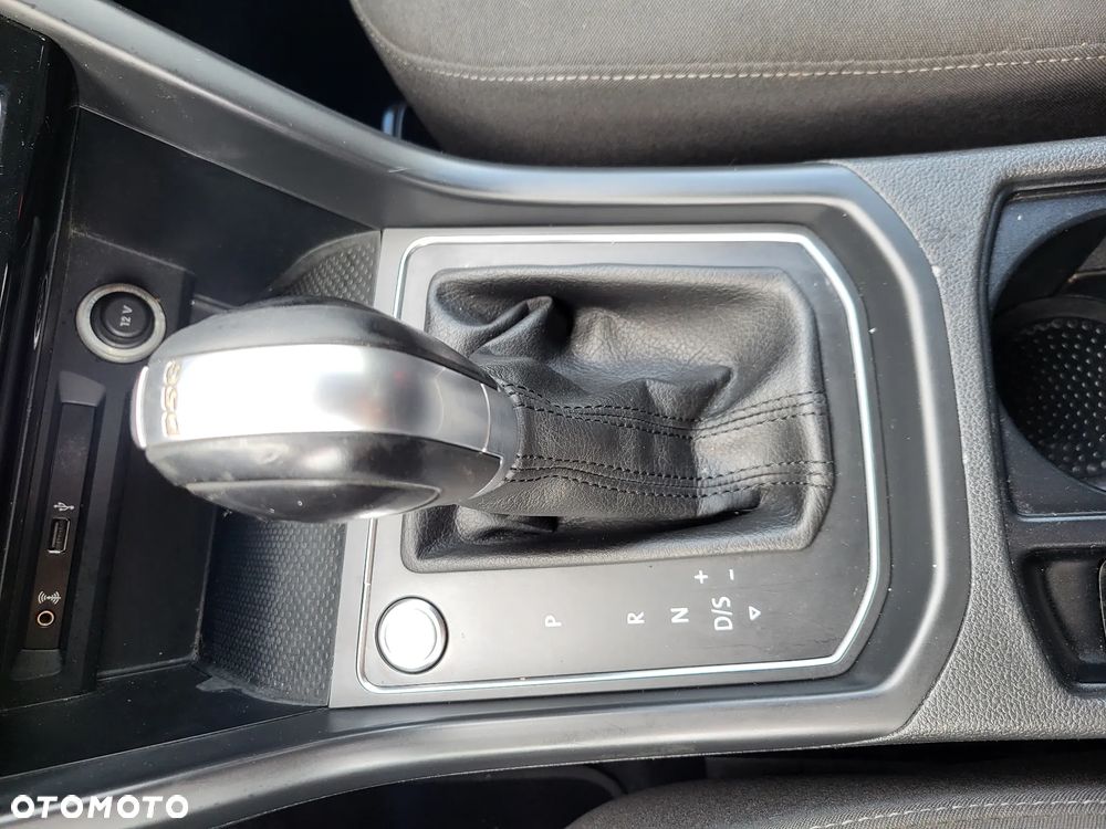 Volkswagen Touran 2.0 TDI SCR (BlueMotion Technology) DSG Highline - 17