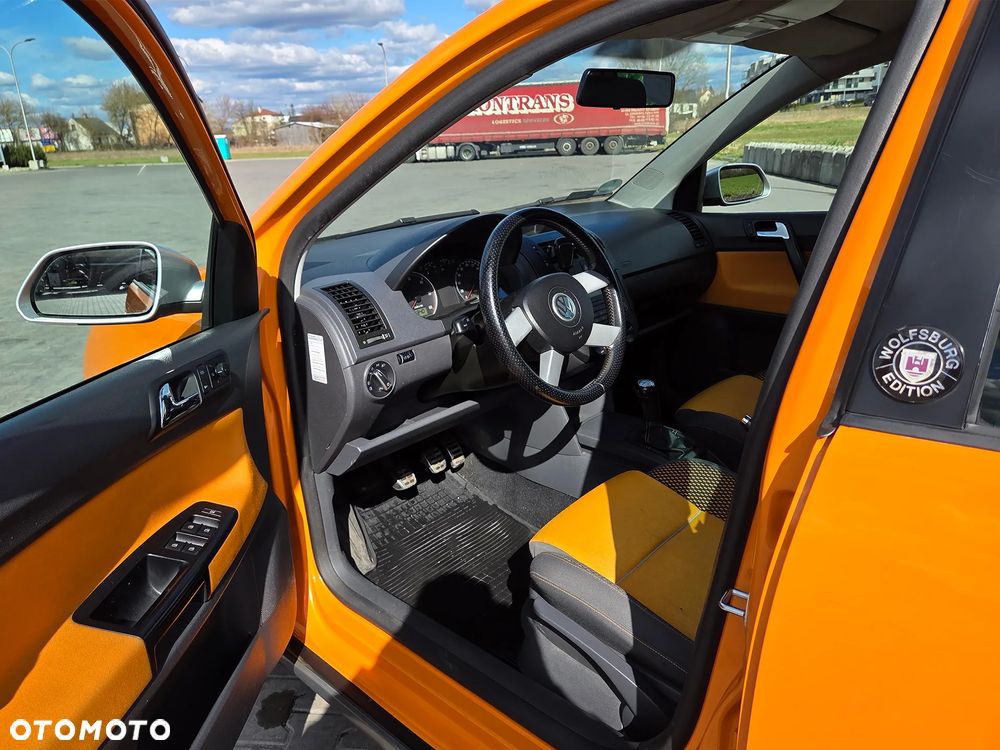 Volkswagen Polo Cross - 15