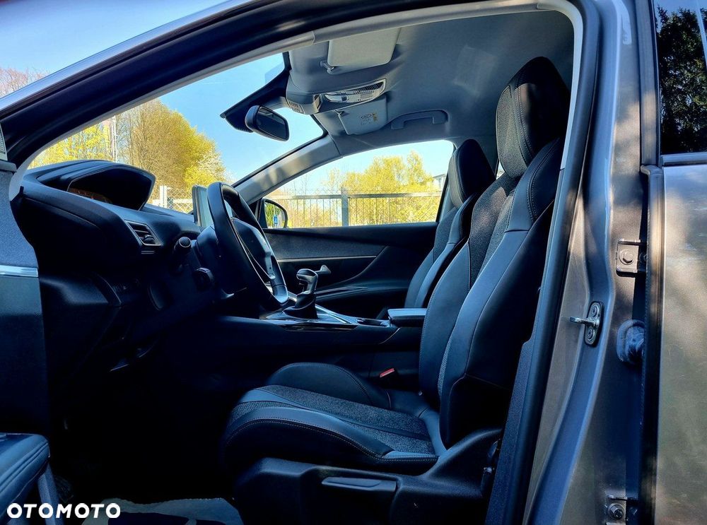 Peugeot 5008 - 9