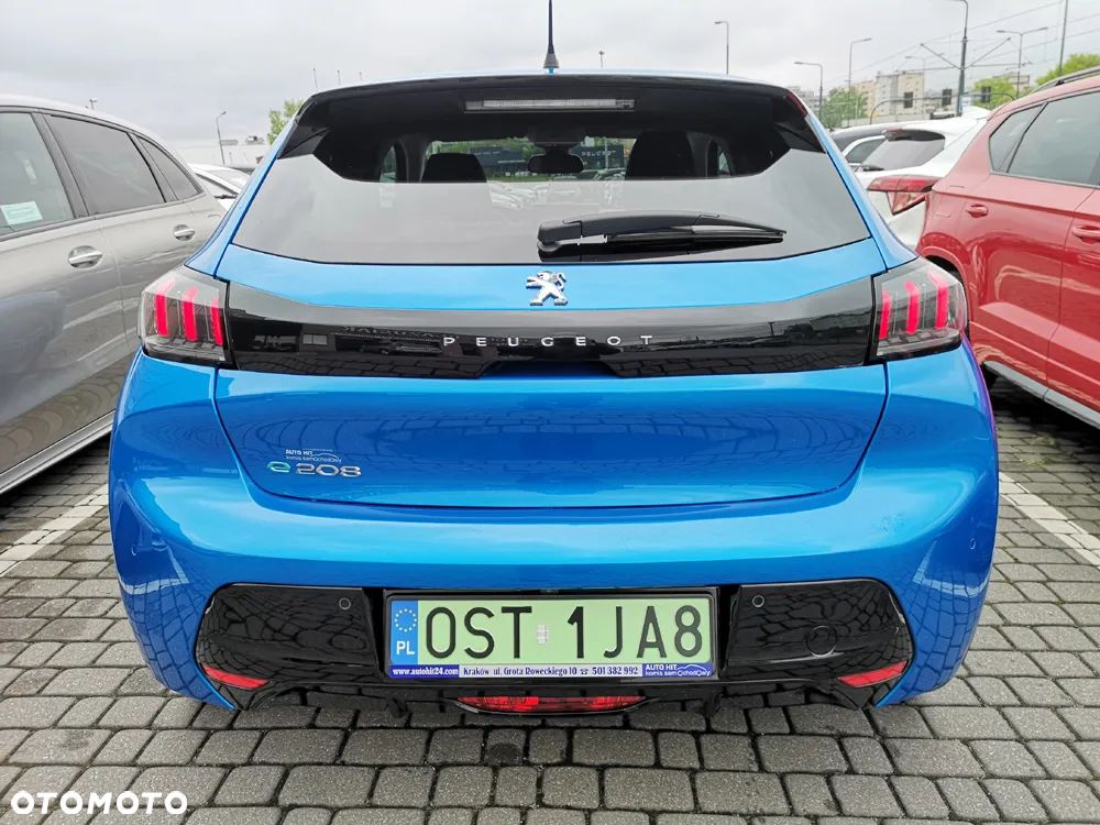 Peugeot 208 Allure - 4