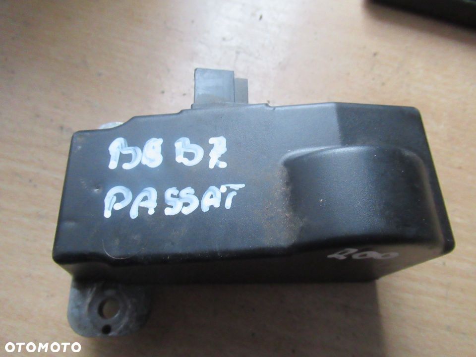 ZESTAW NAPRAWCZY BLOKADA KIEROWNICY VW PASSAT B6 B7 3C0905861D