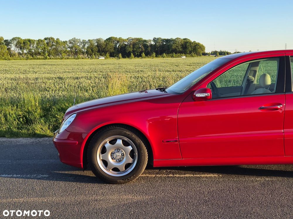 Mercedes-Benz Klasa E 320 Classic - 8