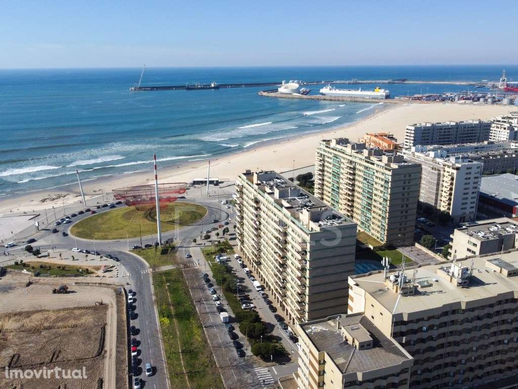 Loja em condomínio exclusivo em Matosinhos - Grande imagem: 5/35