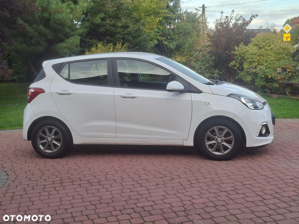 Hyundai i10 1.2 Intro Edition - 12