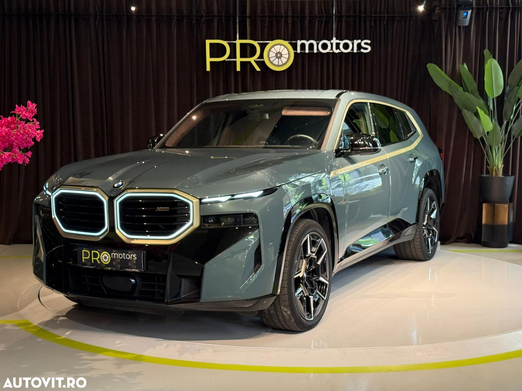 BMW XM - 18