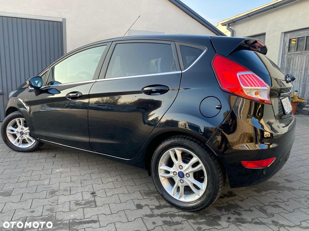 Ford Fiesta 1.5 TDCi Titanium - 10