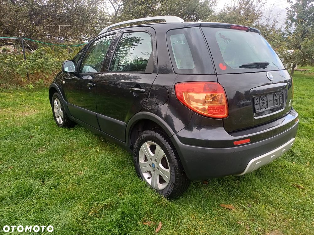 Fiat Sedici 1.6 16V 4x4 Luxury - 2