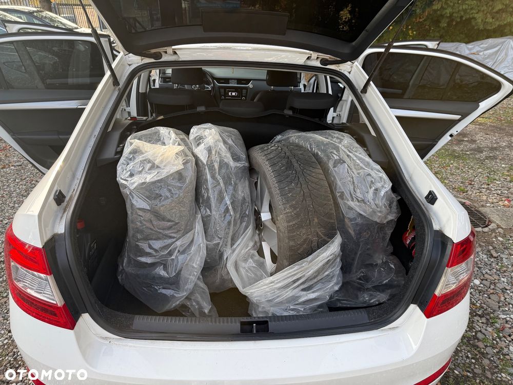 Skoda Octavia 1.6 TDI Edition - 14