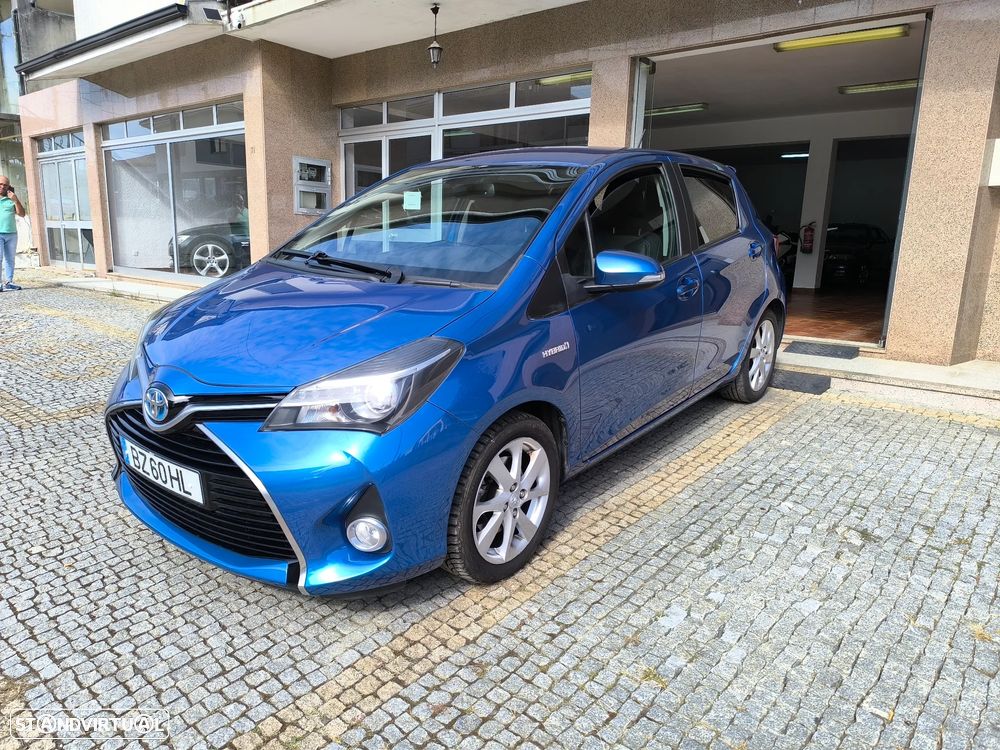 Toyota Yaris 1.5 HSD Comfort+Navi - 4