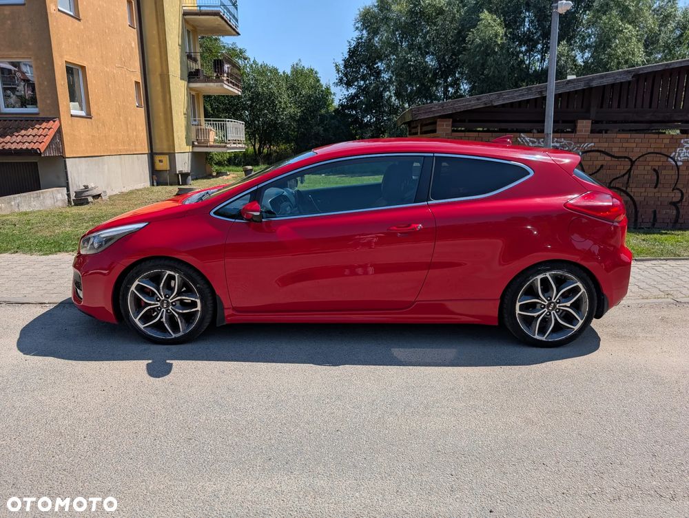 Kia ProCeed - 2