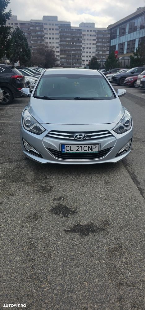 Hyundai i40 1.7 CRDI DPF Sedan Supreme+ - 1