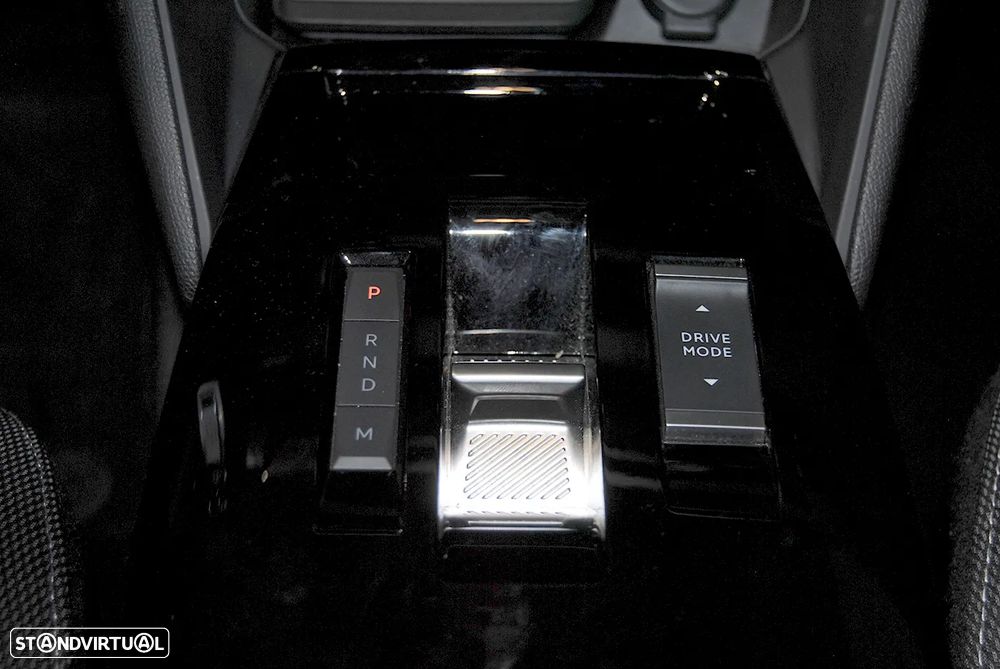 Citroën C4 1.2 Hybrid Plus e-DSC6 - 24