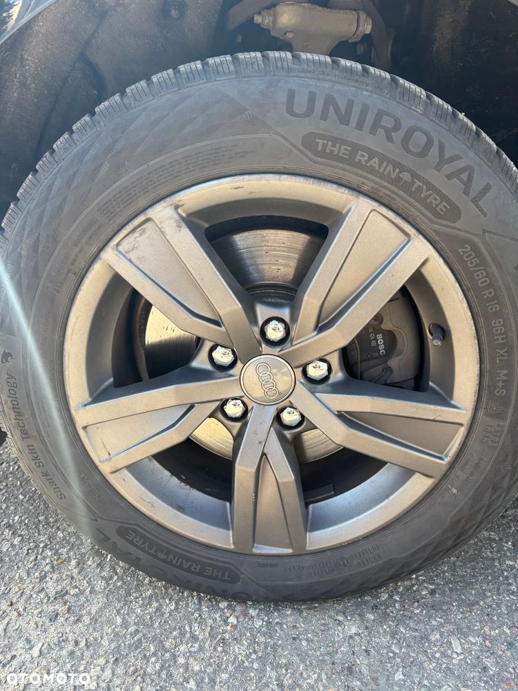 Audi A4 Avant 2.0 TDI - 23