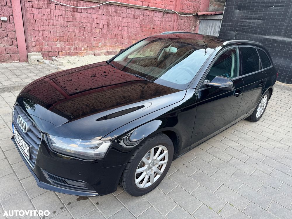Audi A4 Avant 2.0 TDI DPF Attraction - 1