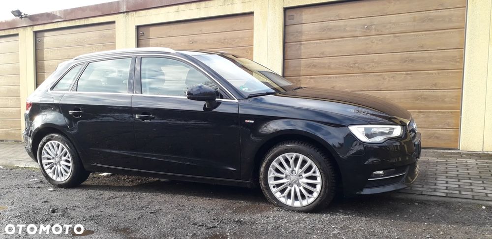 Audi A3 Sportback 2.0 TDI (clean diesel) quattro Ambiente - 4