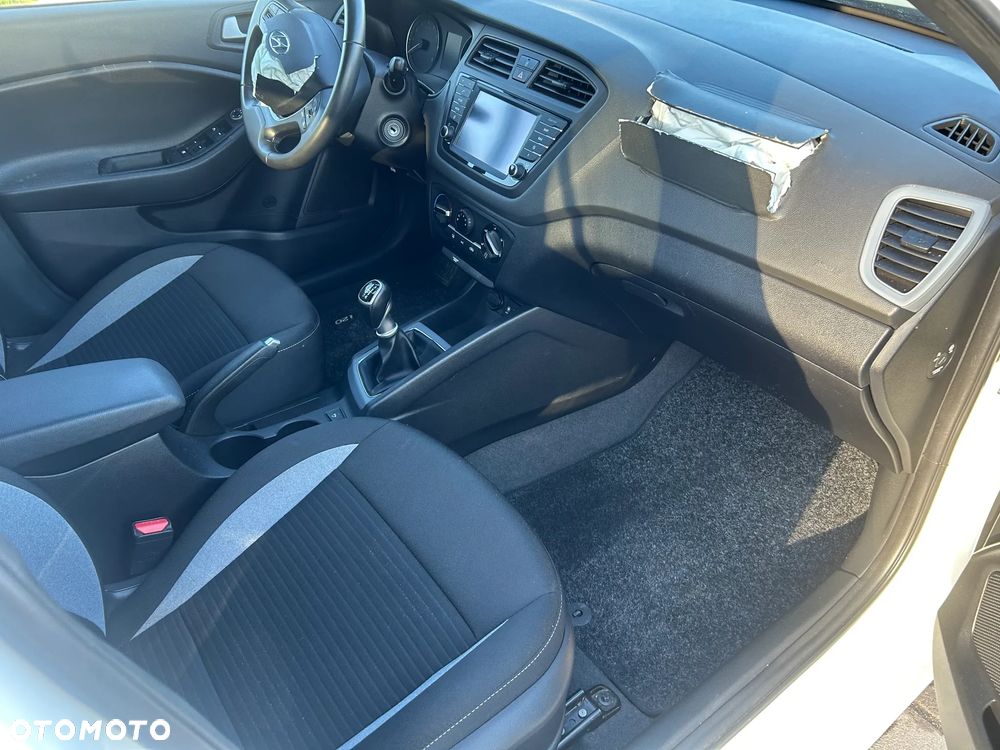 Hyundai i20 - 34