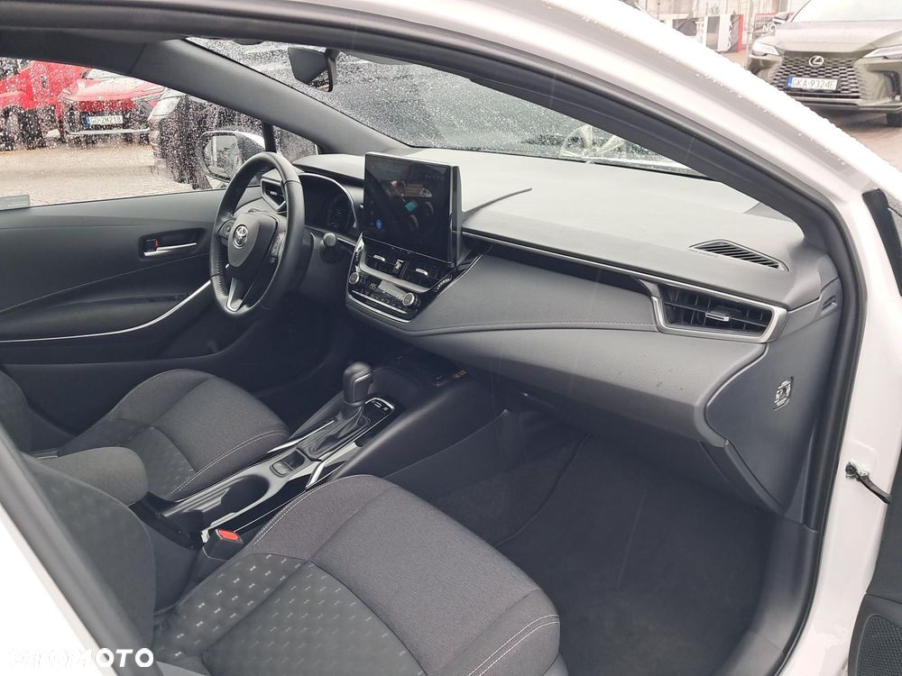 Toyota Corolla 1.8 Hybrid Comfort - 26