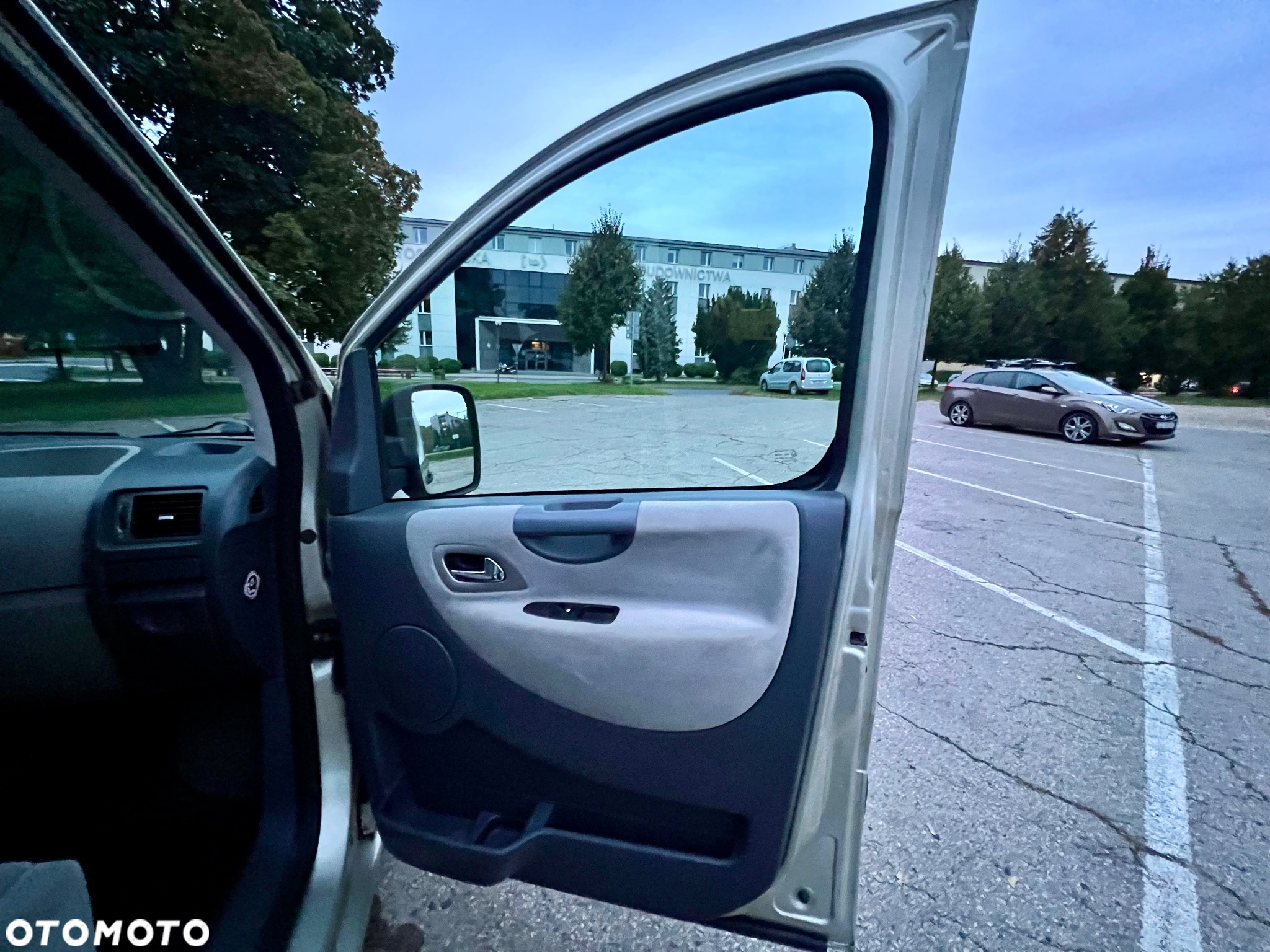 Peugeot Expert - 13