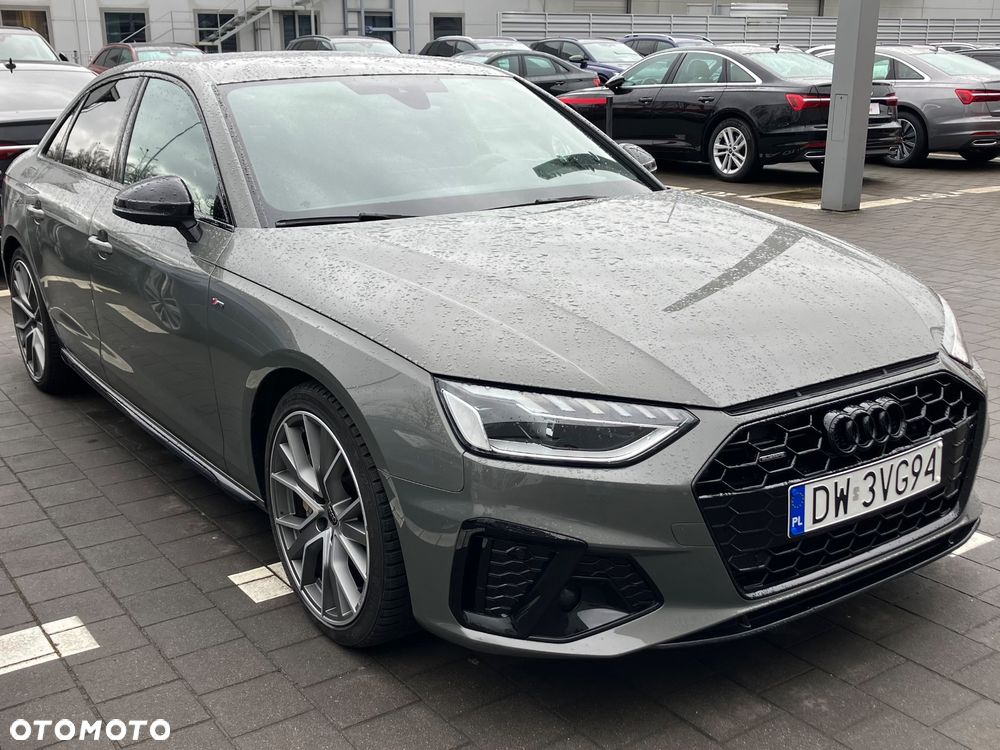 Audi A4 Limousine 45 TFSI mHEV Quattro S Line S tronic - 1