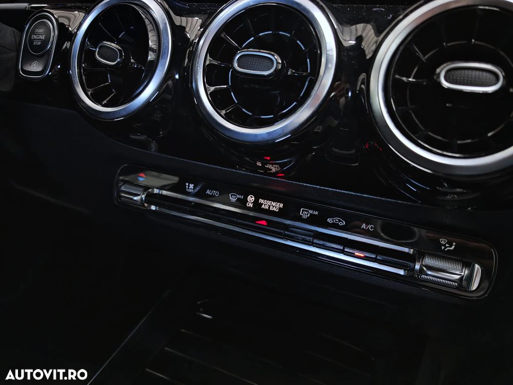 MERCEDES-BENZ GLA 2024 — imagine 21