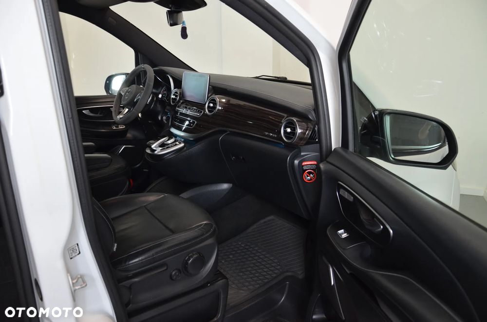 Mercedes-Benz Klasa V 250 d 4-Matic Avantgarde 7G-Tronic (d³ugi) - 16