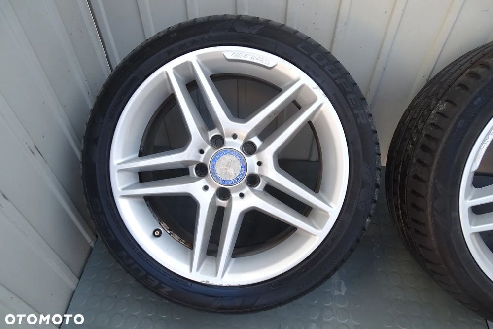 MERCEDES C KLASA W204 Felgi z oponami 7,5Jx17HZ  2044012400 2044012300 - 2