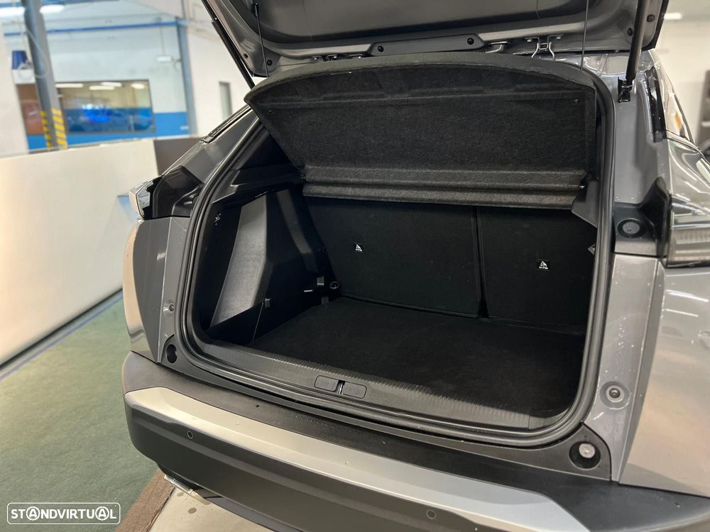 Peugeot 2008 1.2 Hybrid Allure e-DCS6 - 8