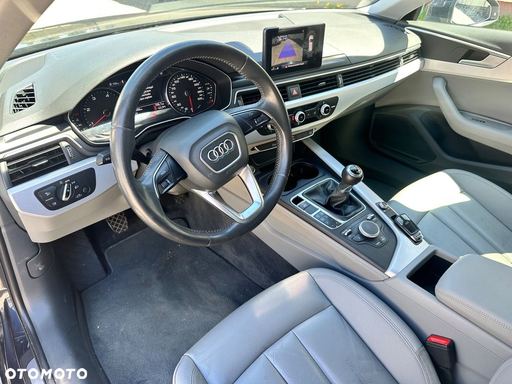 Audi A4 Avant - 16