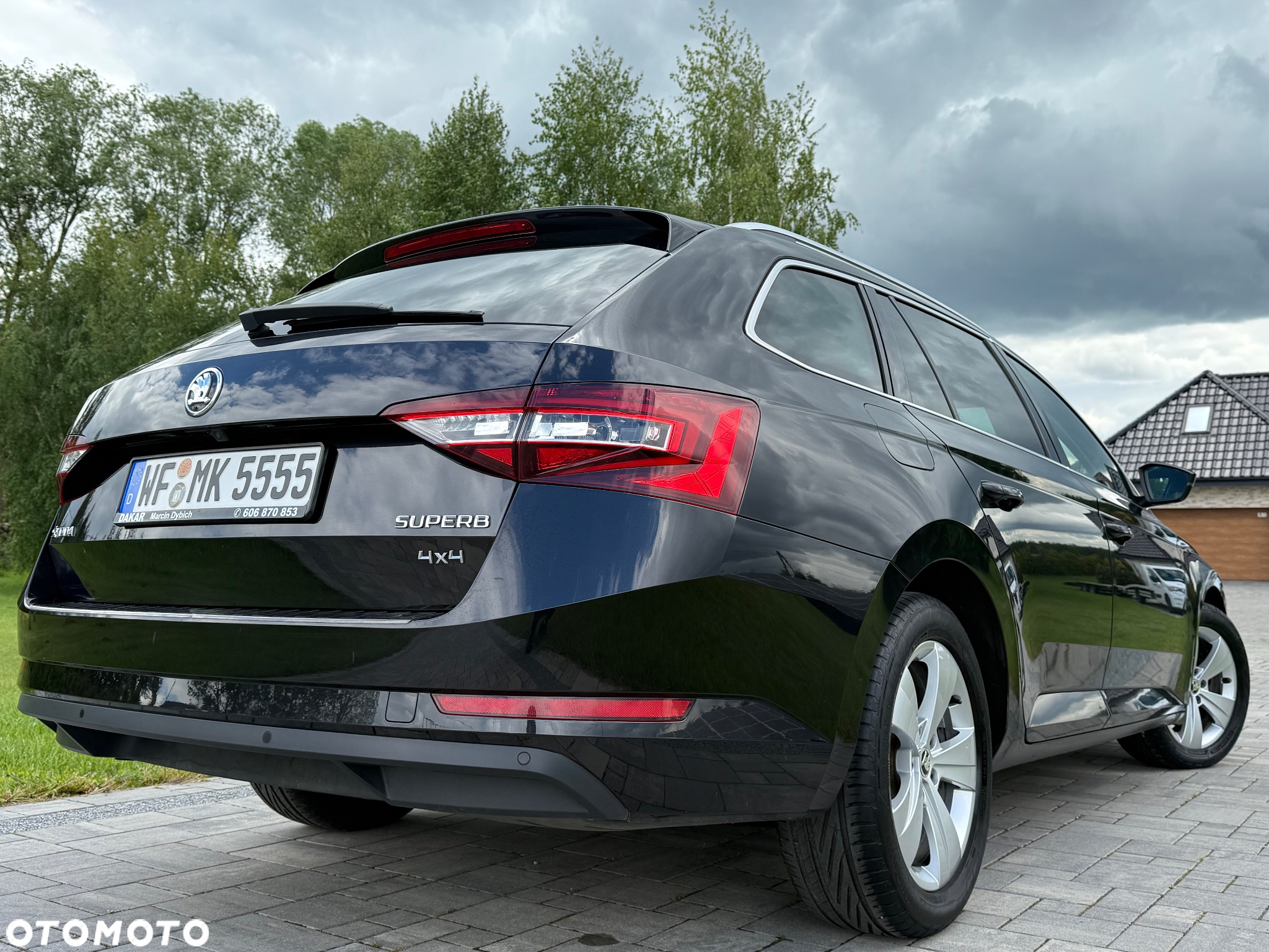 Skoda Superb 2.0 TDI 4x4 Active DSG - 34