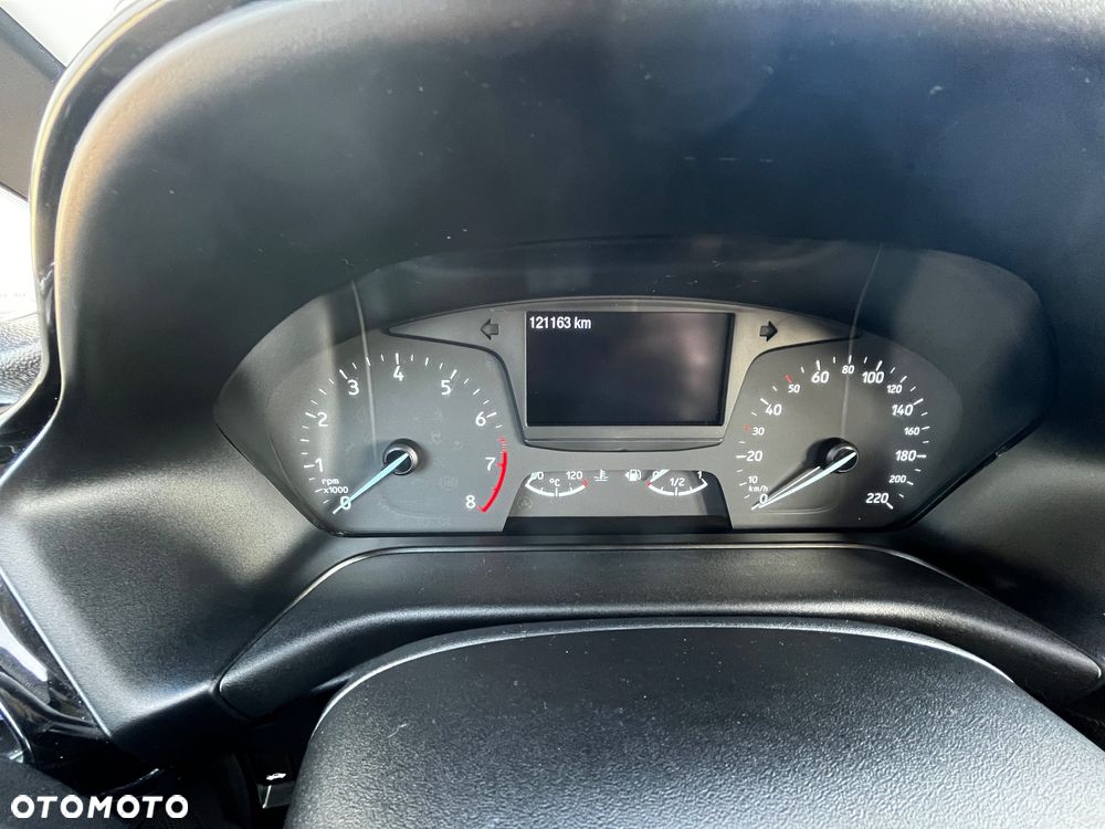 Ford Fiesta 1.1 S&S TITANIUM - 11