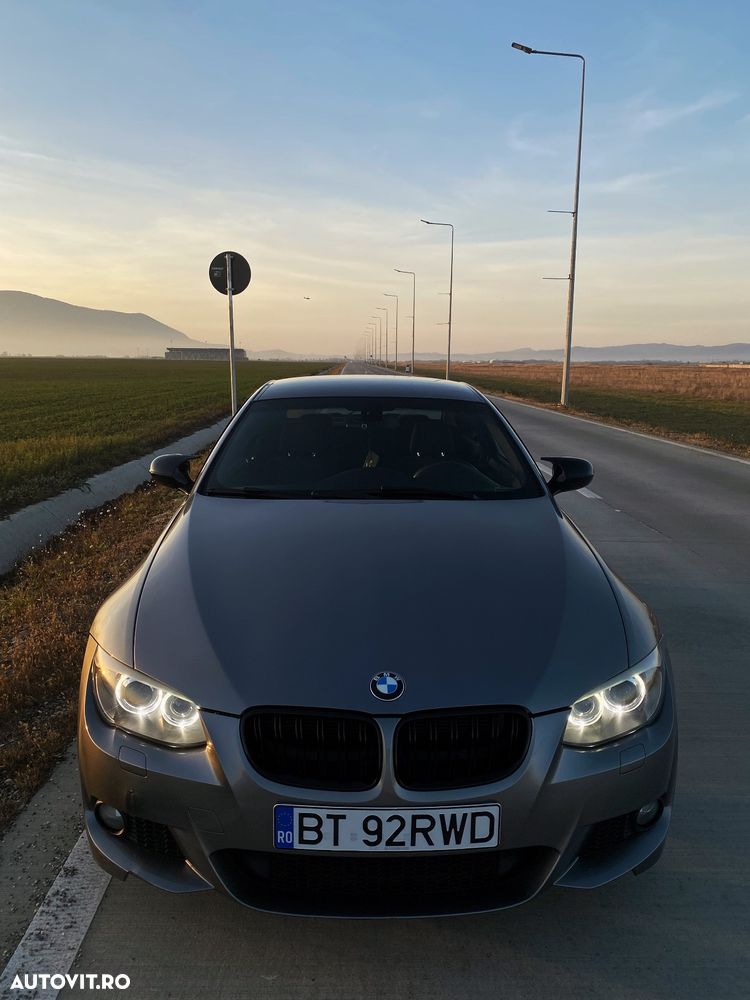 BMW Seria 3 320d Coupe - 2
