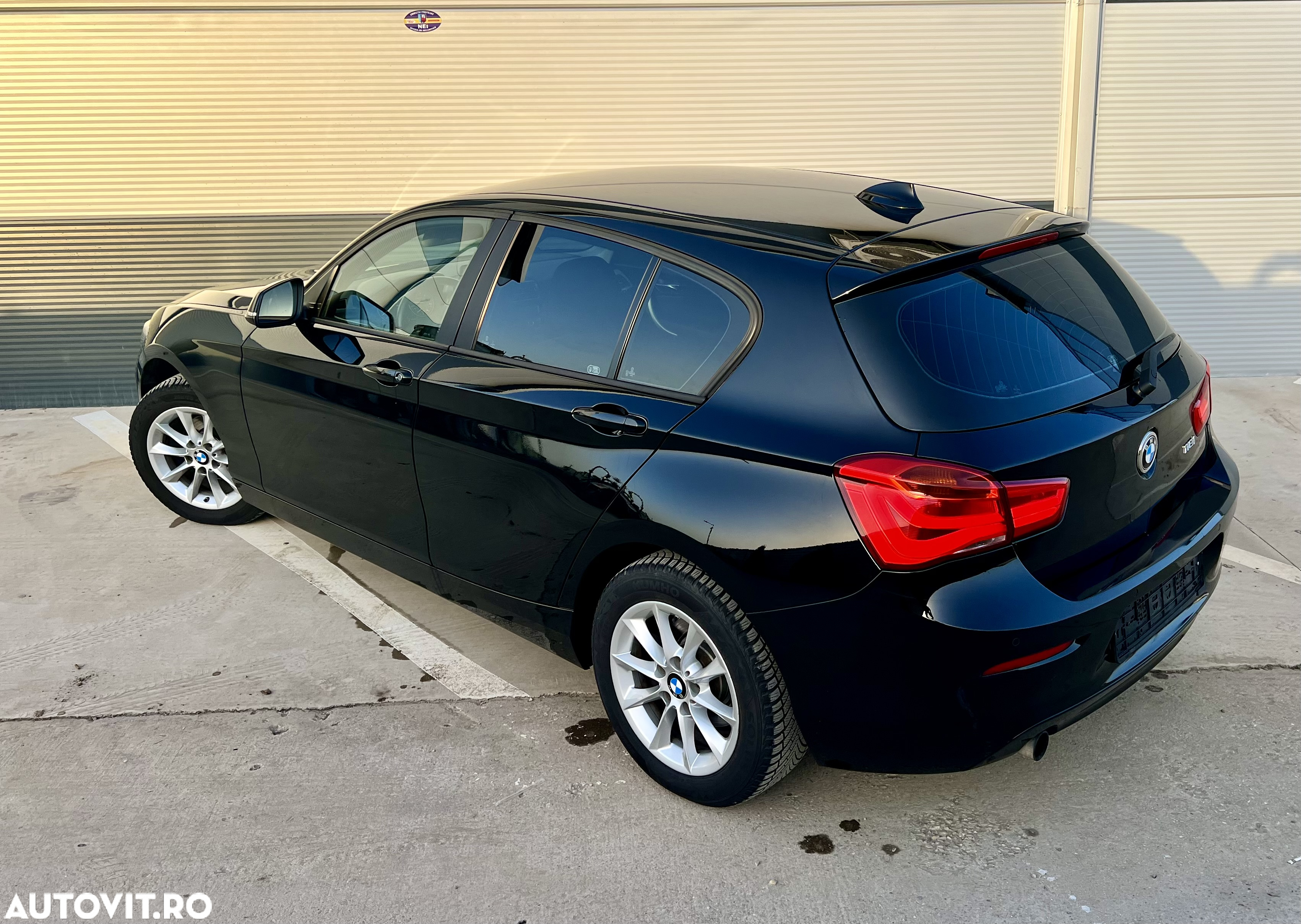 BMW Seria 1 118i Advantage - 4