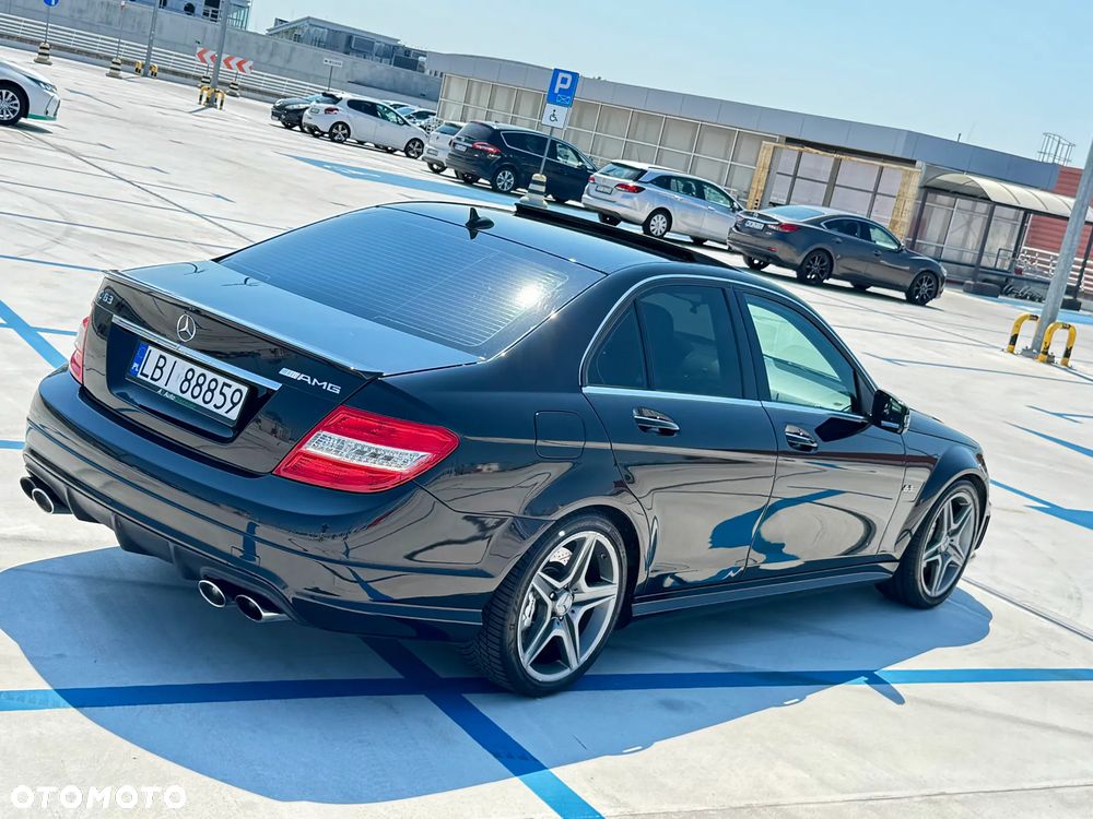 Mercedes-Benz Klasa C 63 AMG - 3