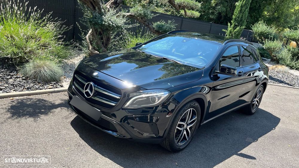 Mercedes-Benz GLA 200 (CDI) d 4Matic 7G-DCT Urban - 6